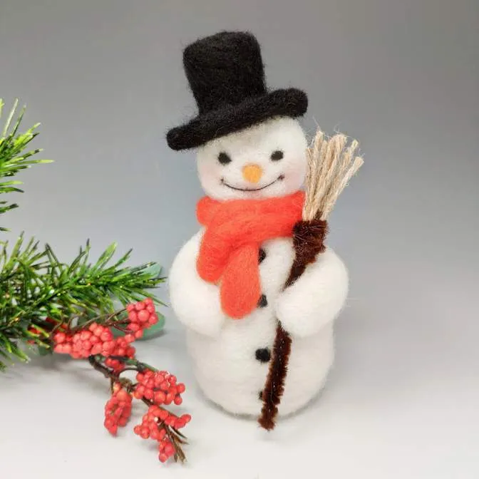 Crafty Kit Company: Holiday Needle Felting Kit